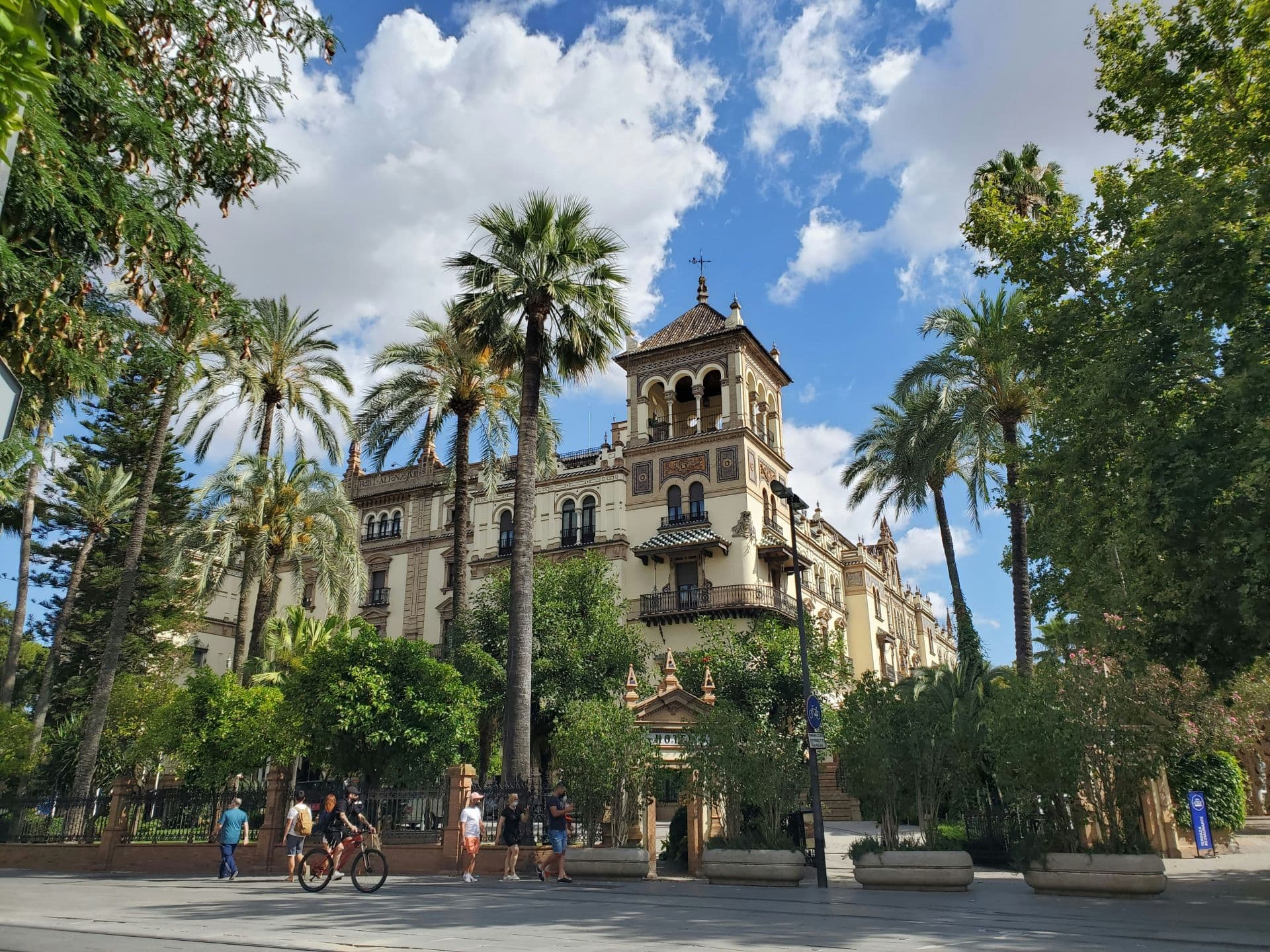 Imagen 4 de la galería de Sevilla
